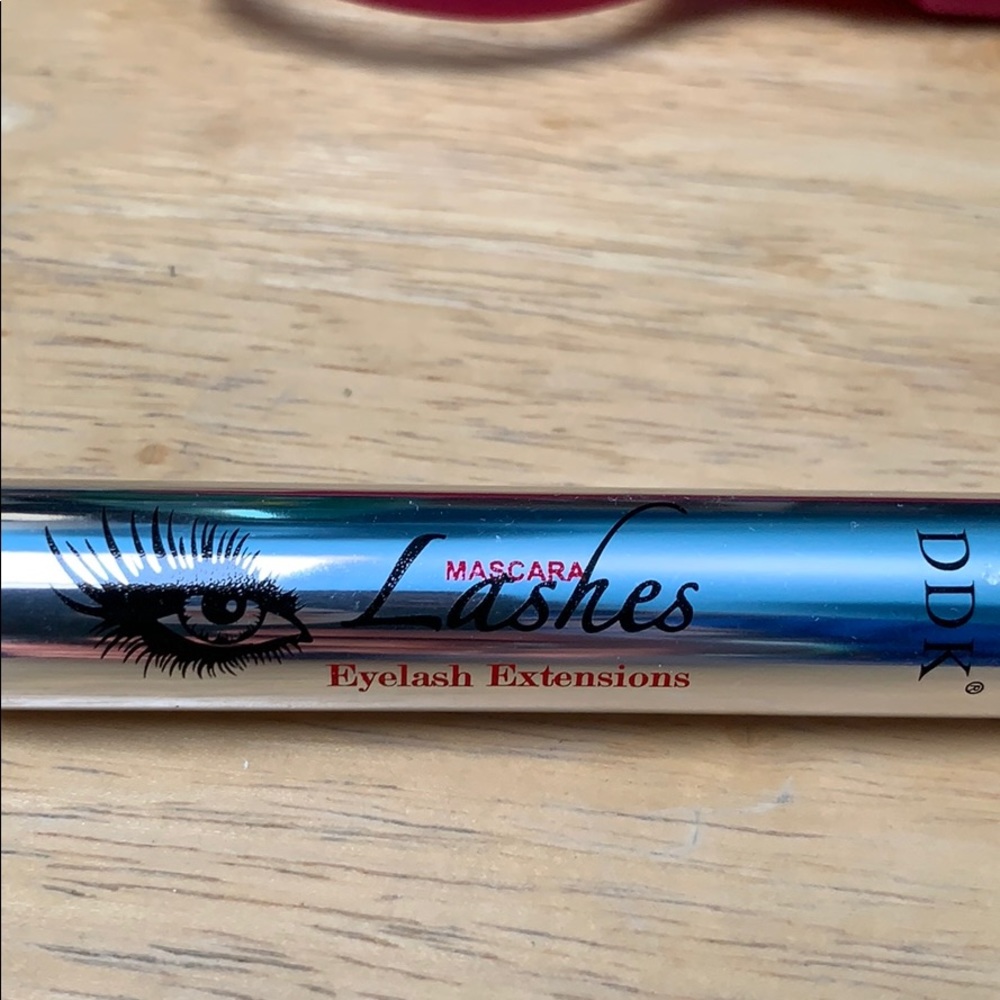 DDK Mascara